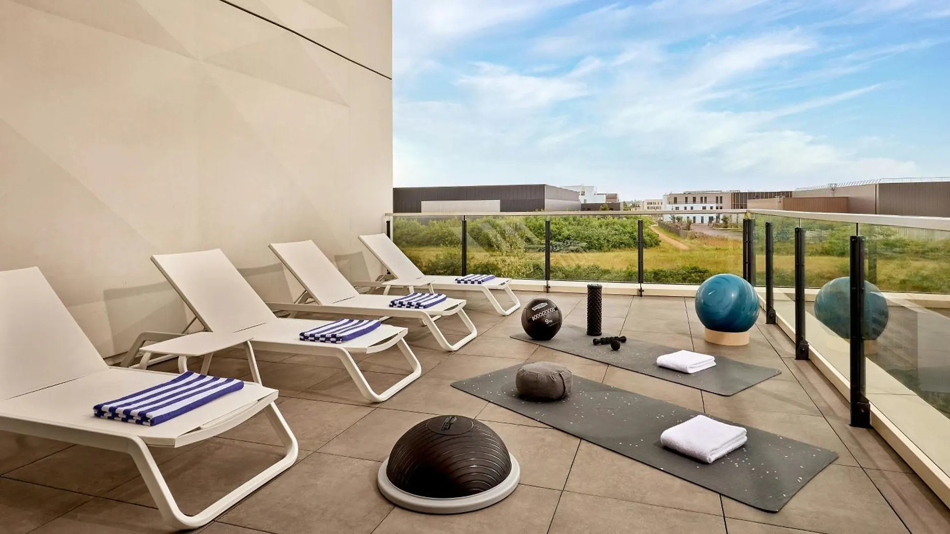 Courtyard By Marriott Lyon Eurexpo Stadium Genas Hotel